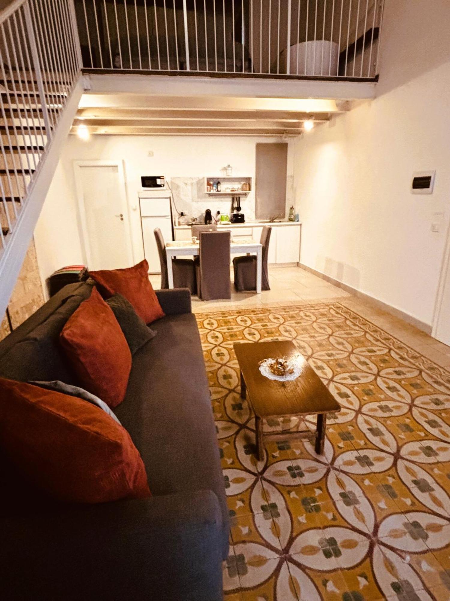 Casa Cara Apartment Биргу Екстериор снимка