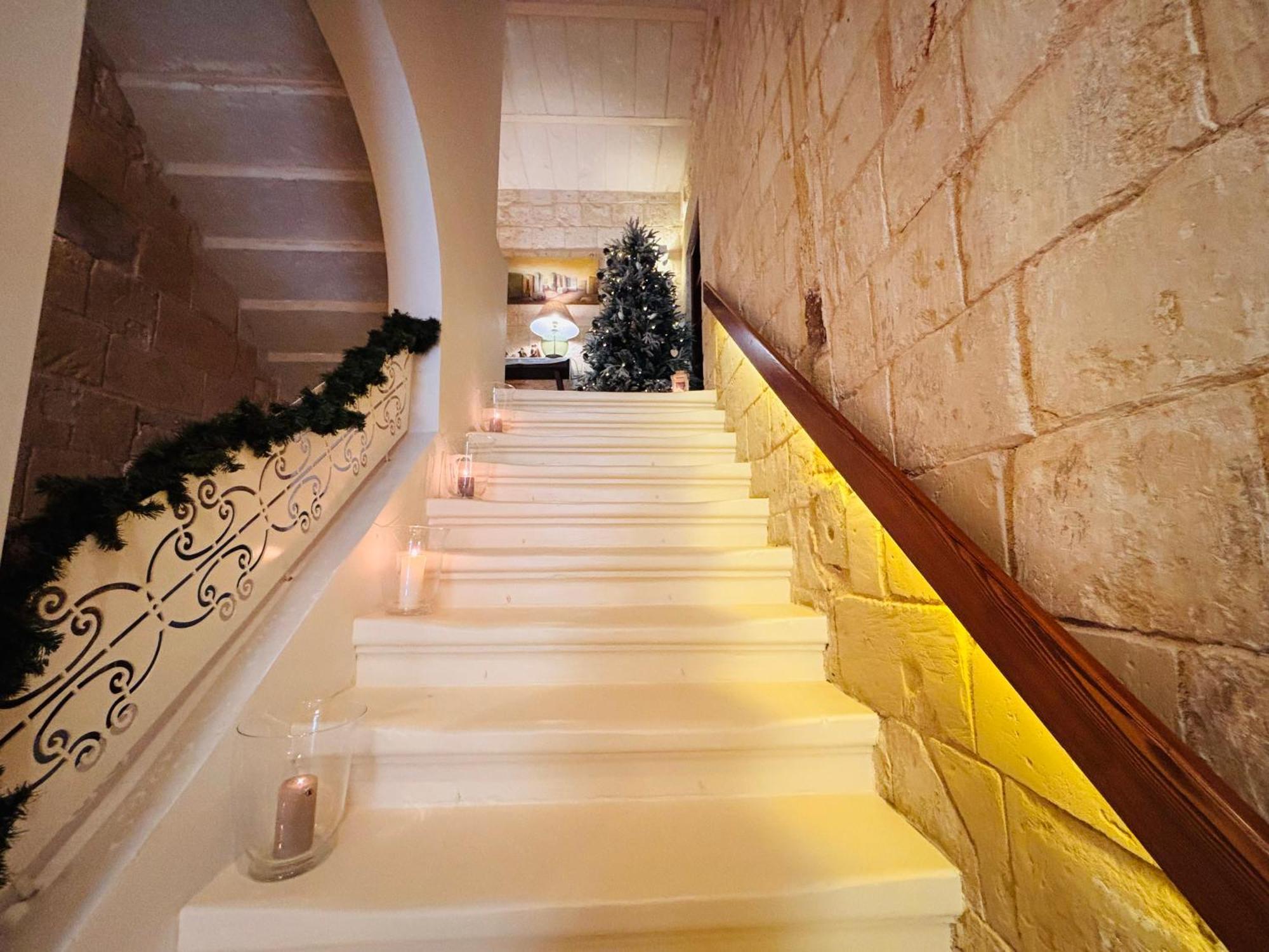 Casa Cara Apartment Биргу Екстериор снимка