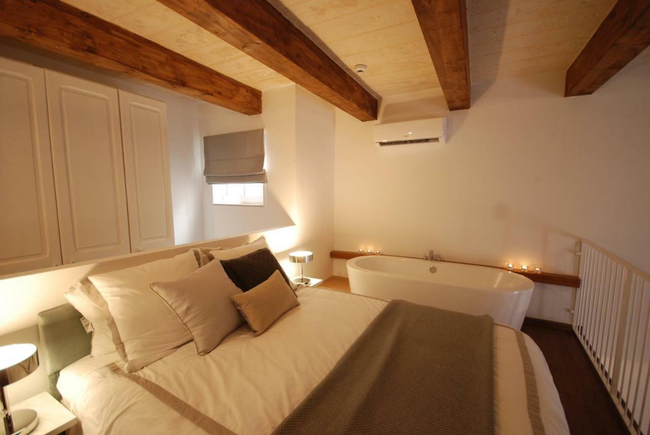 Casa Cara Apartment Биргу Екстериор снимка